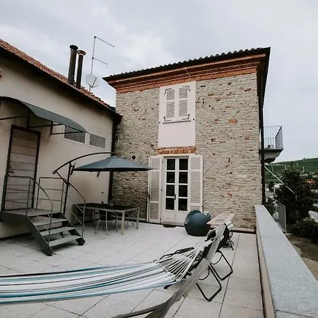 Casa Luigi Ariano * Santo Stefano Belbo