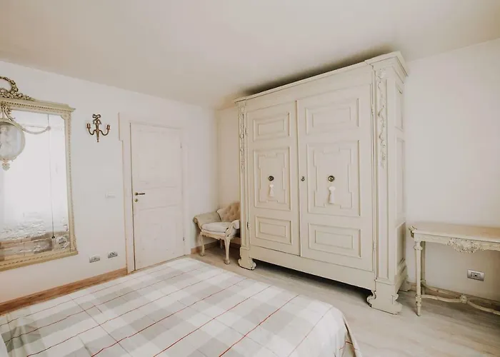 Casa Luigi Ariano Santo Stefano Belbo